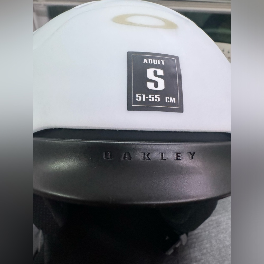 [99474MP-67V] Mens Oakley MOD3 MIPS NIB! Adult small